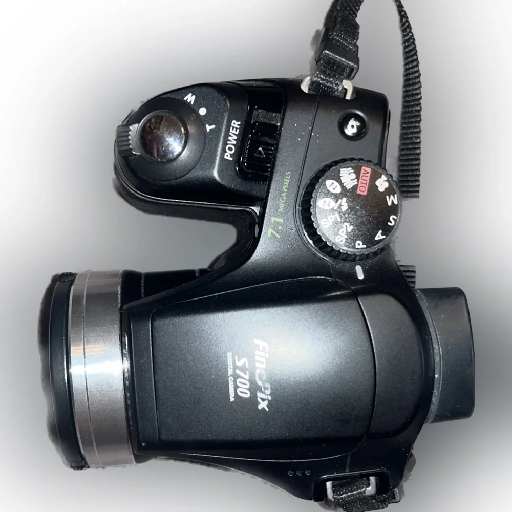 Fujifilm FinePix S700